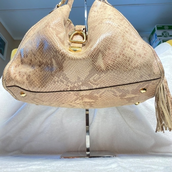 G.I.L.I got it luv it!  Gorgeous! - Picture 13 of 17